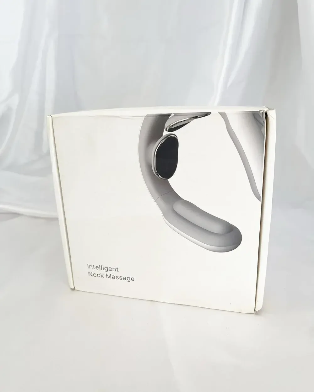 INTELLIGENT Neck Massager Heat Electric Pulse Neck Pain Relief Cordless